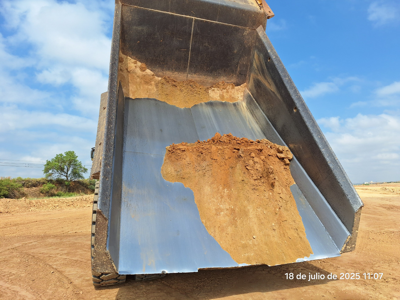 KOMATSU HD605 7-EO - Kastiga kallur/ Kiviveoauto: pilt 5 KOMATSU HD605 7-EO - Kastiga kallur/ Kiviveoauto: pilt 5