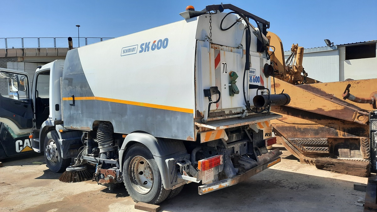 SCHMIDT SK600 - Tänavapühkimismasin: pilt 2 SCHMIDT SK600 - Tänavapühkimismasin: pilt 2