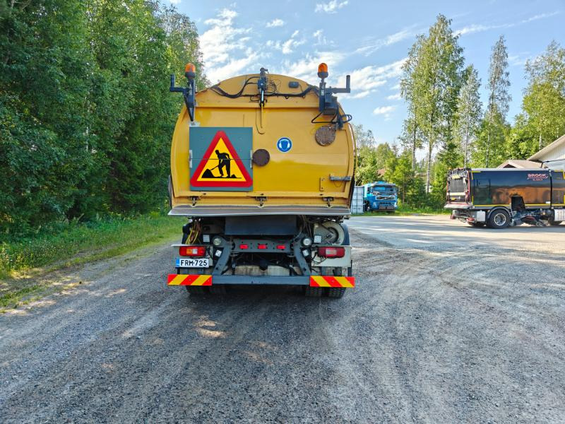 BUCHER Optifant 70 Volvo FM9 - Tänavapühkimismasin: pilt 5 BUCHER Optifant 70 Volvo FM9 - Tänavapühkimismasin: pilt 5