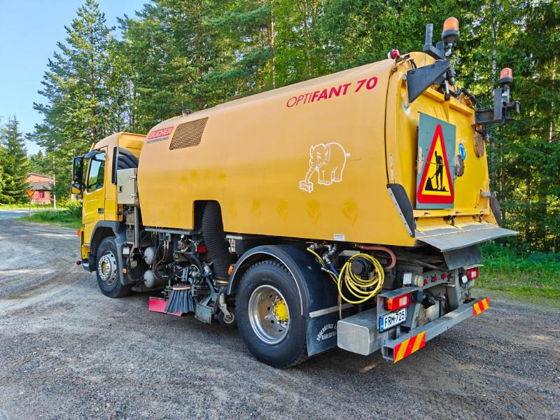BUCHER Optifant 70 Volvo FM9 - Tänavapühkimismasin: pilt 4 BUCHER Optifant 70 Volvo FM9 - Tänavapühkimismasin: pilt 4