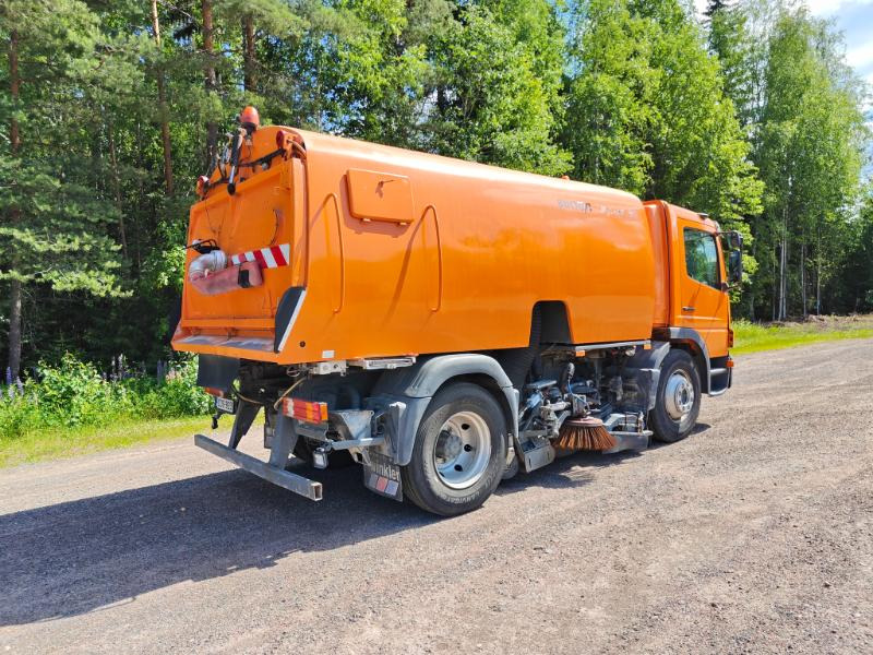 Bucher Cityfant 60 MB Atego - Tänavapühkimismasin: pilt 4 Bucher Cityfant 60 MB Atego - Tänavapühkimismasin: pilt 4