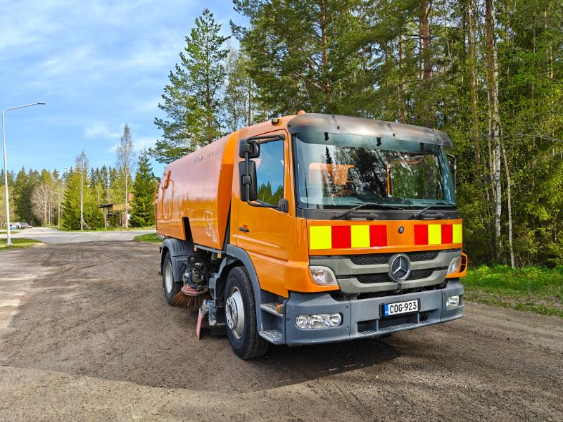 Bucher Cityfant 60 MB Atego - Tänavapühkimismasin: pilt 3 Bucher Cityfant 60 MB Atego - Tänavapühkimismasin: pilt 3