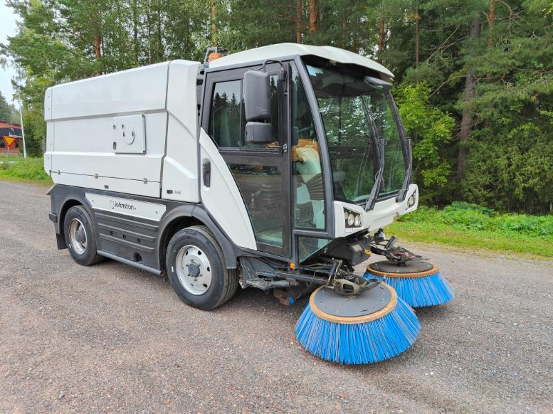 JOHNSTON CN 401 - Tänavapühkimismasin: pilt 1 JOHNSTON CN 401 - Tänavapühkimismasin: pilt 1