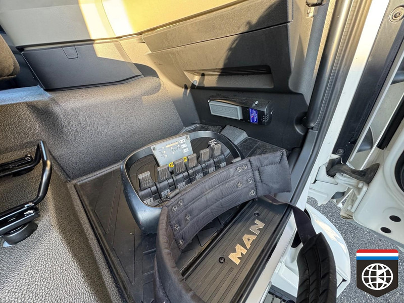 MAN TGX 26 470 PALLFINGER 19 - RETARDER - concoustaat - Kraanaga veoauto: pilt 5 MAN TGX 26 470 PALLFINGER 19 - RETARDER - concoustaat - Kraanaga veoauto: pilt 5