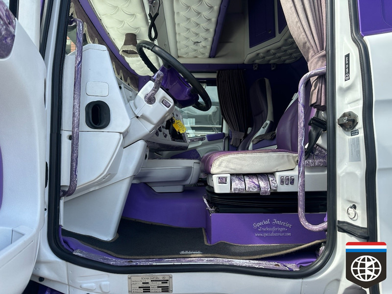 Scania R 500 B 6X2*4 PLANTS COMBI - FULL AIR - RETARDER - 2X TAILLIFT - SPECIAL INTERIOR - CONCOURSTAAT - Külmutiga veoauto: pilt 5 Scania R 500 B 6X2*4 PLANTS COMBI - FULL AIR - RETARDER - 2X TAILLIFT - SPECIAL INTERIOR - CONCOURSTAAT - Külmutiga veoauto: pilt 5