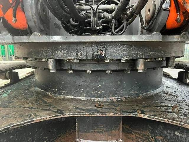 Ekskavaator Hitachi ZX250LC-3 - ZX 250 LC - ZX250: pilt 17