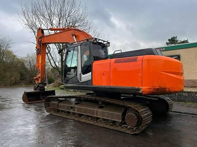 Hitachi ZX250LC-3 - ZX 250 LC - ZX250 - Ekskavaator: pilt 2 Hitachi ZX250LC-3 - ZX 250 LC - ZX250 - Ekskavaator: pilt 2