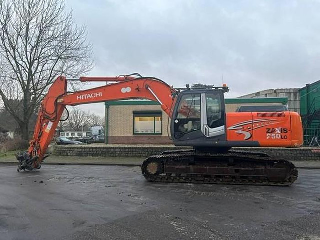 Hitachi ZX250LC-3 - ZX 250 LC - ZX250 - Ekskavaator: pilt 1 Hitachi ZX250LC-3 - ZX 250 LC - ZX250 - Ekskavaator: pilt 1
