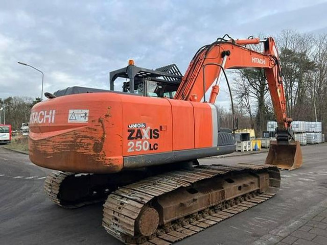 Isuzu ZX250LC-3 - ZX 250 LC-3 - ZX250 - Ekskavaator: pilt 4 Isuzu ZX250LC-3 - ZX 250 LC-3 - ZX250 - Ekskavaator: pilt 4