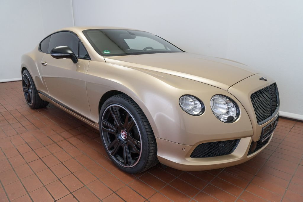 Bentley Continental GT 4.0 V8 4WD/Kamera/21 Zoll/LED - Auto: pilt 3 Bentley Continental GT 4.0 V8 4WD/Kamera/21 Zoll/LED - Auto: pilt 3