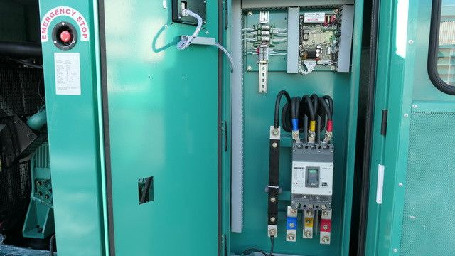 Cummins, Stromgenerator, 250 kVA, 4 Zylinder - Ehitusseade: pilt 3 Cummins, Stromgenerator, 250 kVA, 4 Zylinder - Ehitusseade: pilt 3