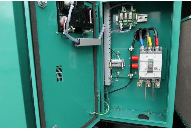 Cummins Stromgenerator, 62,5kVA, sofort vefügbar - Generaatorikomplekt: pilt 5 Cummins Stromgenerator, 62,5kVA, sofort vefügbar - Generaatorikomplekt: pilt 5