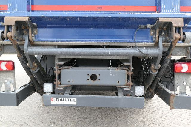 DAF LF 220 FA/6,10 m. lang/Carrier Supra 550/Luftfed - Külmutiga veoauto: pilt 5 DAF LF 220 FA/6,10 m. lang/Carrier Supra 550/Luftfed - Külmutiga veoauto: pilt 5