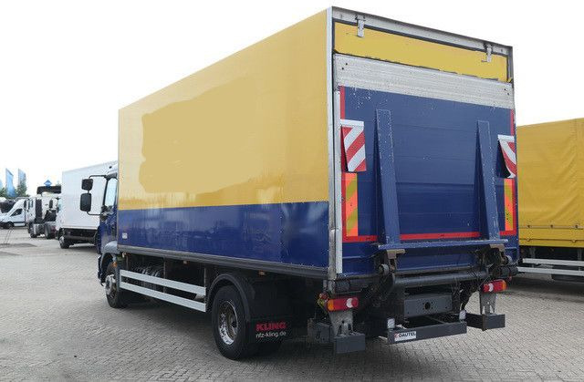 DAF LF 220 FA/6,10 m. lang/Carrier Supra 550/Luftfed - Külmutiga veoauto: pilt 4 DAF LF 220 FA/6,10 m. lang/Carrier Supra 550/Luftfed - Külmutiga veoauto: pilt 4