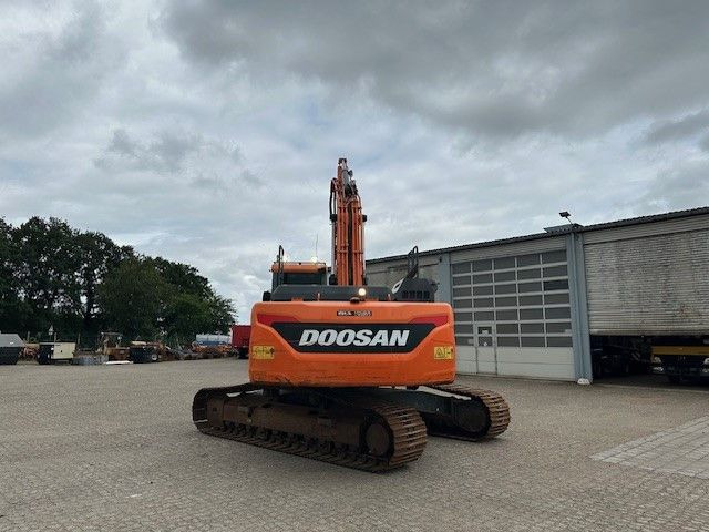 Doosan DX 255 LC-5/Schnellwechsel System/Rototilt R8 - Lintekskavaator: pilt 2 Doosan DX 255 LC-5/Schnellwechsel System/Rototilt R8 - Lintekskavaator: pilt 2