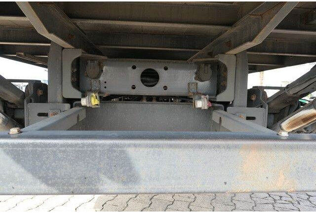 Iveco AD190S/P 4x2, 7.350mm lang, LBW, Klima, Navi - Tent veoauto: pilt 5 Iveco AD190S/P 4x2, 7.350mm lang, LBW, Klima, Navi - Tent veoauto: pilt 5