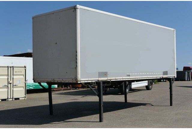 Kögel Wechselkoffer, BDF, Isoliert, Rolltor - Kasti veoauto: pilt 3 Kögel Wechselkoffer, BDF, Isoliert, Rolltor - Kasti veoauto: pilt 3