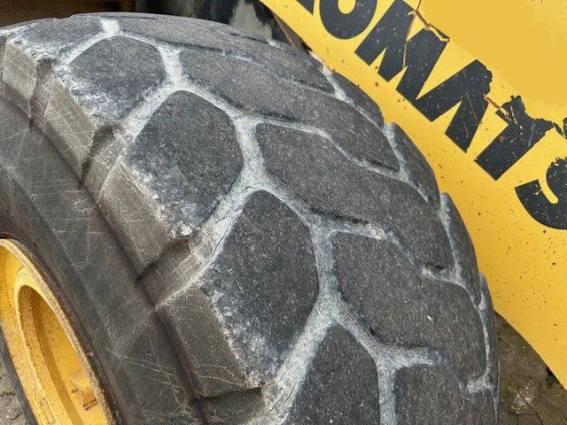 Komatsu WA 470-6, Schaufel mit Zähne 4,3m³ - Rataslaadur: pilt 5 Komatsu WA 470-6, Schaufel mit Zähne 4,3m³ - Rataslaadur: pilt 5
