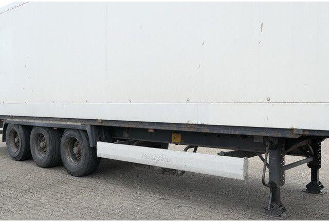 Krone SD, Isoliert, Türen, BPW, Luftfederung, 13.62m - Furgoonpoolhaagis: pilt 4 Krone SD, Isoliert, Türen, BPW, Luftfederung, 13.62m - Furgoonpoolhaagis: pilt 4