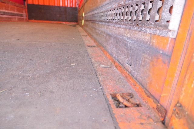 Krone Wechselbrücke, BDF, Gardine, Hinten Türen - Tenthaagis: pilt 5 Krone Wechselbrücke, BDF, Gardine, Hinten Türen - Tenthaagis: pilt 5