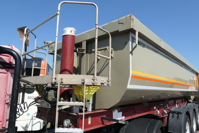 Langendorf SKS-HS 24/30, Stahl, 26m³, Alu-Felgen, BPW - Kallur-poolhaagis: pilt 3 Langendorf SKS-HS 24/30, Stahl, 26m³, Alu-Felgen, BPW - Kallur-poolhaagis: pilt 3