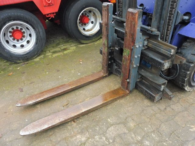 Linde H40D, Hubkraft 4to., 850Std., Hubhöhe 3,25m - Diiseltõstuk: pilt 3 Linde H40D, Hubkraft 4to., 850Std., Hubhöhe 3,25m - Diiseltõstuk: pilt 3
