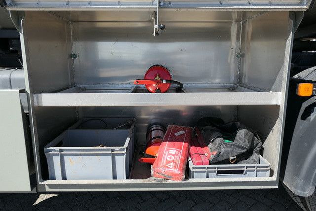 MAN 13.290 TGM BL 4x4, 2 Kammern, 9m³, Allrad, Klima - Tsisternauto: pilt 3 MAN 13.290 TGM BL 4x4, 2 Kammern, 9m³, Allrad, Klima - Tsisternauto: pilt 3
