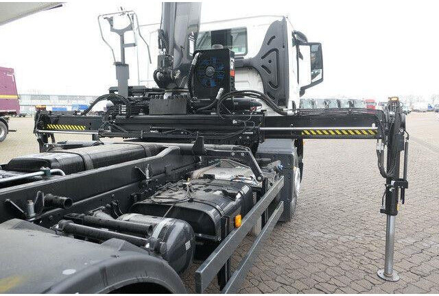 MAN 18.320 TGM BB, Kran Hiab X-Hiduo 138, Funk, AHK - Kallurauto: pilt 3 MAN 18.320 TGM BB, Kran Hiab X-Hiduo 138, Funk, AHK - Kallurauto: pilt 3