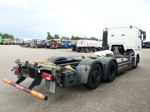 MAN 26.500 TGX LL 6x2, Motorschaden, Intarder - Konteinerveduk/ Tõstukiga veoauto: pilt 5 MAN 26.500 TGX LL 6x2, Motorschaden, Intarder - Konteinerveduk/ Tõstukiga veoauto: pilt 5