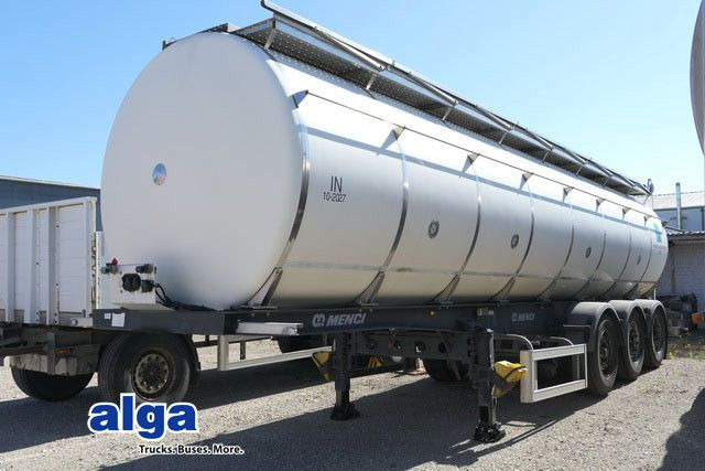 Menci SA 105/Lebensmittel/32.000 ltr./Iso/Spülleitung - Tsistern poolhaagis: pilt 1 Menci SA 105/Lebensmittel/32.000 ltr./Iso/Spülleitung - Tsistern poolhaagis: pilt 1