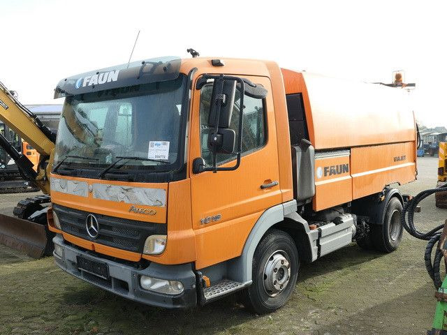 Mercedes-Benz 1018 Atego 4x2, Faun VIAJET 5R, Klima, 73tkm - Tänavapühkimismasin: pilt 4 Mercedes-Benz 1018 Atego 4x2, Faun VIAJET 5R, Klima, 73tkm - Tänavapühkimismasin: pilt 4