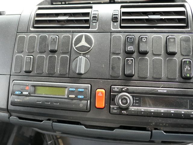 Tänavapühkimismasin Mercedes-Benz 1018 KO atego 4x2, Bucher-Schörling, Klima: pilt 11