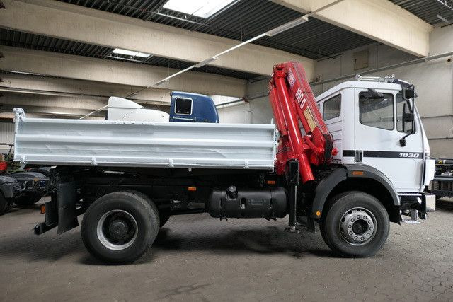 Mercedes-Benz 1820 AK 4x4, HMF 1003 K2, Allrad, AHK, Blattfed. - Kallurauto, Kraanaga veoauto: pilt 2 Mercedes-Benz 1820 AK 4x4, HMF 1003 K2, Allrad, AHK, Blattfed. - Kallurauto, Kraanaga veoauto: pilt 2