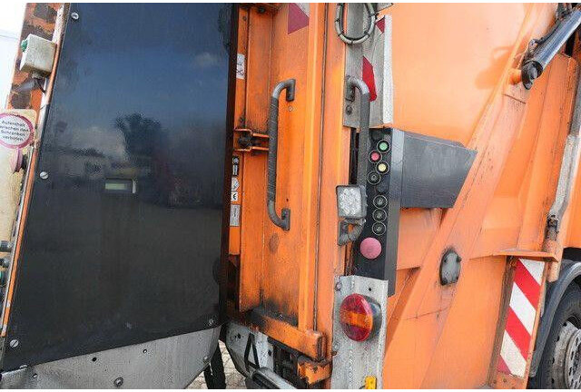 Mercedes-Benz 2532 L Actros 6x2, Faun, Zöller, 24m³, MP3, AC - Prügiauto: pilt 5 Mercedes-Benz 2532 L Actros 6x2, Faun, Zöller, 24m³, MP3, AC - Prügiauto: pilt 5