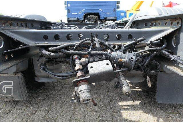 Mercedes-Benz 918 L Atego 4x2, Nebenantrieb, Standklima - Kabiinišassiiga veoauto: pilt 5 Mercedes-Benz 918 L Atego 4x2, Nebenantrieb, Standklima - Kabiinišassiiga veoauto: pilt 5