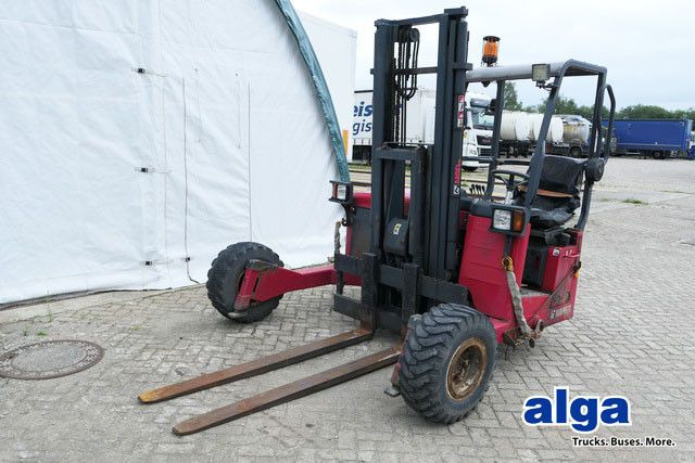 Moffett M4 25.3, Mitnahmestapler, 2.500kg, 3m Hubhöhe - Veoautol põhinev kahveltõstuk: pilt 1 Moffett M4 25.3, Mitnahmestapler, 2.500kg, 3m Hubhöhe - Veoautol põhinev kahveltõstuk: pilt 1