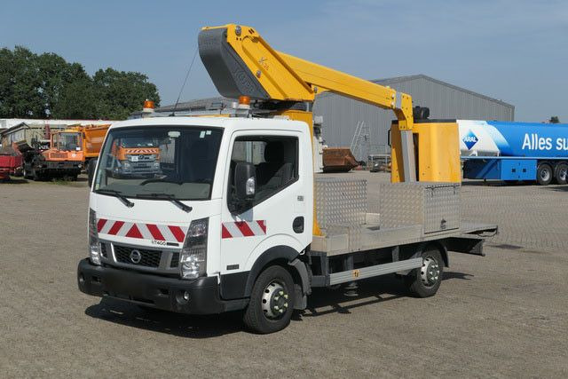 Nissan 32.12 4x2, 11m Arbeitshühe, Klima, 3x am Lager - Veoautolt tõusev platvorm, Tarbesõiduk: pilt 4 Nissan 32.12 4x2, 11m Arbeitshühe, Klima, 3x am Lager - Veoautolt tõusev platvorm, Tarbesõiduk: pilt 4