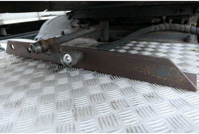 Mercedes-Benz 1845 Arocs 4x2, Retarder, Hydr., Alu-Felgen - Sadulveok: pilt 5 Mercedes-Benz 1845 Arocs 4x2, Retarder, Hydr., Alu-Felgen - Sadulveok: pilt 5