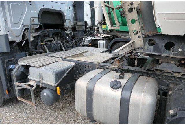 Mercedes-Benz 1846 Arocs 4x4, HydroDrive, Hydr., Alu-Felgen,AC - Sadulveok: pilt 3 Mercedes-Benz 1846 Arocs 4x4, HydroDrive, Hydr., Alu-Felgen,AC - Sadulveok: pilt 3