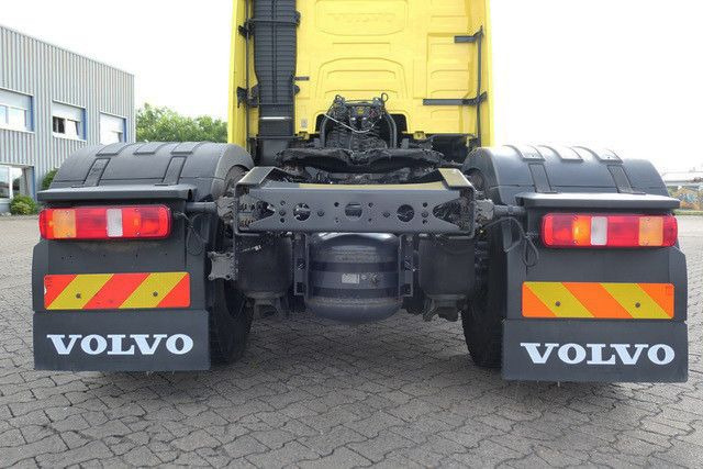 Volvo FH 460 4x2, Neues Modell, 2 Kreishydr., Klima - Sadulveok: pilt 4 Volvo FH 460 4x2, Neues Modell, 2 Kreishydr., Klima - Sadulveok: pilt 4