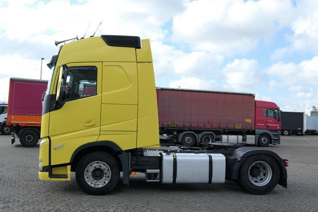 Volvo FH 460 4x2, Neues Modell, 2 Kreishydr., Klima - Sadulveok: pilt 2 Volvo FH 460 4x2, Neues Modell, 2 Kreishydr., Klima - Sadulveok: pilt 2