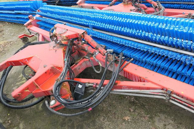 Schmidt CJS 914 Super Walzenbürste, Kehrbesen, 4.2mtr. - Tänavapühkimismasin: pilt 3 Schmidt CJS 914 Super Walzenbürste, Kehrbesen, 4.2mtr. - Tänavapühkimismasin: pilt 3
