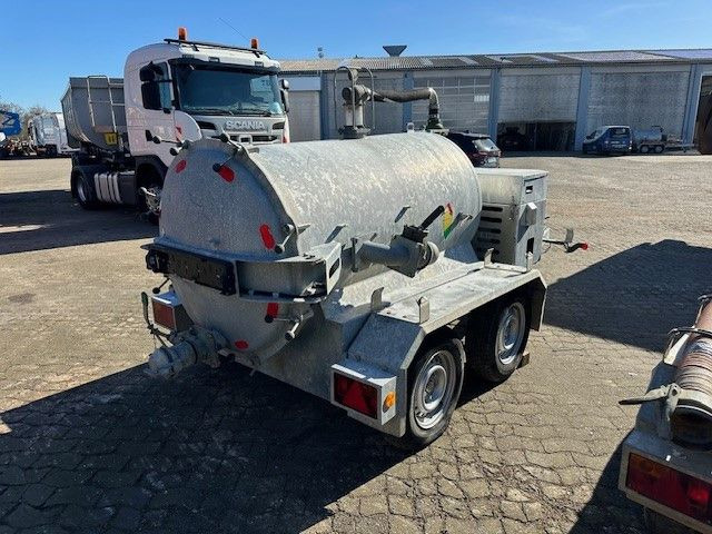 Schmies STS V-1.5-S/023, Vakuumfass, Kompressor Schmies STS V-1.5-S/023, Vakuumfass, Kompressor - Auto järelhaagis: pilt 3 Schmies STS V-1.5-S/023, Vakuumfass, Kompressor Schmies STS V-1.5-S/023, Vakuumfass, Kompressor - Auto järelhaagis: pilt 3