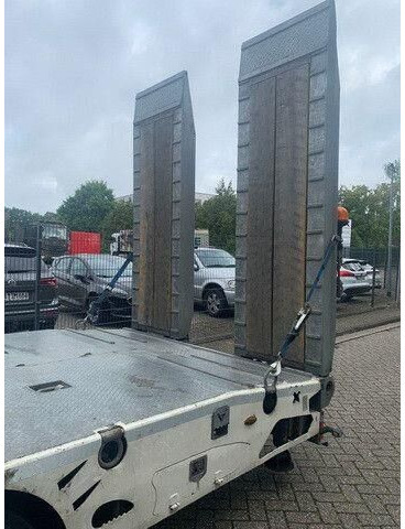 Vega 3-Achser, Hydr. Rampen, Verzinkt, Gelenkt - Madal platvormpoolhaagis: pilt 5 Vega 3-Achser, Hydr. Rampen, Verzinkt, Gelenkt - Madal platvormpoolhaagis: pilt 5