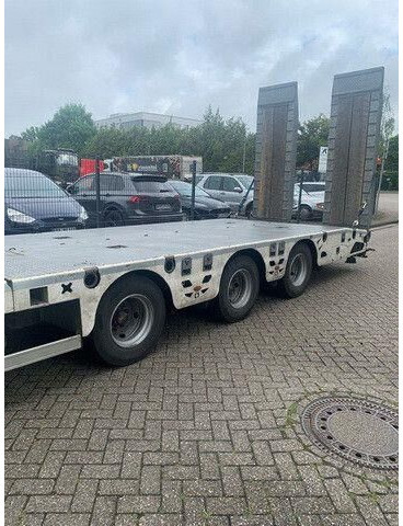 Vega 3-Achser, Hydr. Rampen, Verzinkt, Gelenkt - Madal platvormpoolhaagis: pilt 3 Vega 3-Achser, Hydr. Rampen, Verzinkt, Gelenkt - Madal platvormpoolhaagis: pilt 3