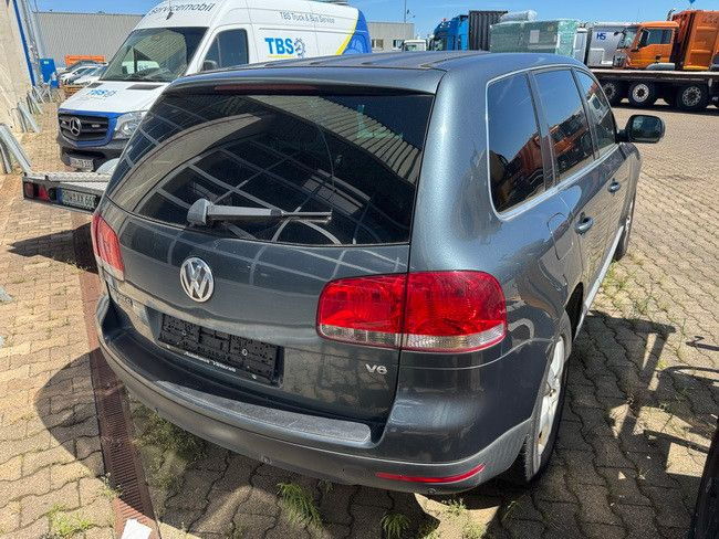 Volkswagen Touareg 3.2 V6/ GETRIEBESCHADEN /Motor läuft! - Maastur: pilt 2 Volkswagen Touareg 3.2 V6/ GETRIEBESCHADEN /Motor läuft! - Maastur: pilt 2
