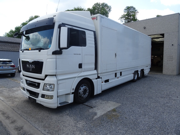 Camion MAN TGX26.400 (2009-731.695 km-VIN:WMA21XZZ7AW137860) - Kasti veoauto: pilt 3 Camion MAN TGX26.400 (2009-731.695 km-VIN:WMA21XZZ7AW137860) - Kasti veoauto: pilt 3