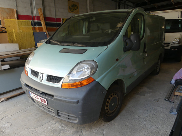 Camionnette Renault TRAFFIC (2003-411.053 km-VIN:VF1FLACA63V180319) - Auto: pilt 1 Camionnette Renault TRAFFIC (2003-411.053 km-VIN:VF1FLACA63V180319) - Auto: pilt 1