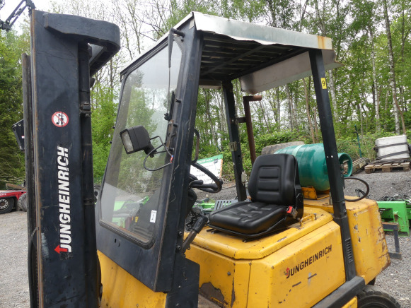Chariot élévateur au gaz Jungheinrich TFG 25 - Gaasitõstuk: pilt 3 Chariot élévateur au gaz Jungheinrich TFG 25 - Gaasitõstuk: pilt 3