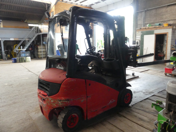 Chariot élévateur avec tète rotatif Linde H16D - Kahveltõstuk: pilt 2 Chariot élévateur avec tète rotatif Linde H16D - Kahveltõstuk: pilt 2